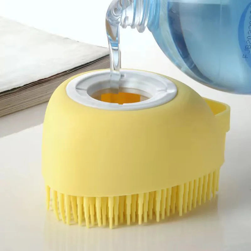 Shampoo brush for animals